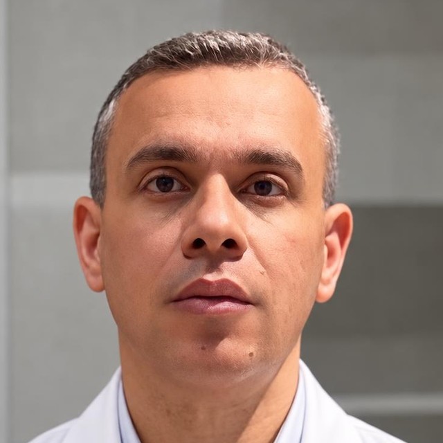 Dr. Mahfud Mohamed, FEBS